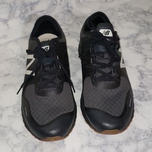 Used- new balance kaymin trl